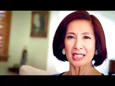 摩洛伊斯兰解放阵线与巨大的山雀滑上一个多肉的杆子