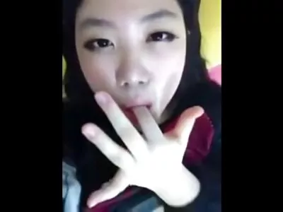 婊子金发丽贝卡布莱克与饼肛交