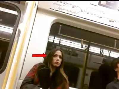 充满激情的女人有一个三人行